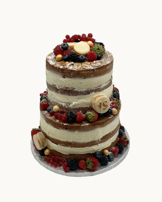 Naked cake with fruit